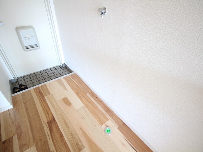 物件内観写真21　(洗濯機置場)