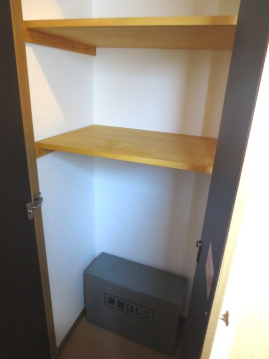 物件内観写真9　(収納)