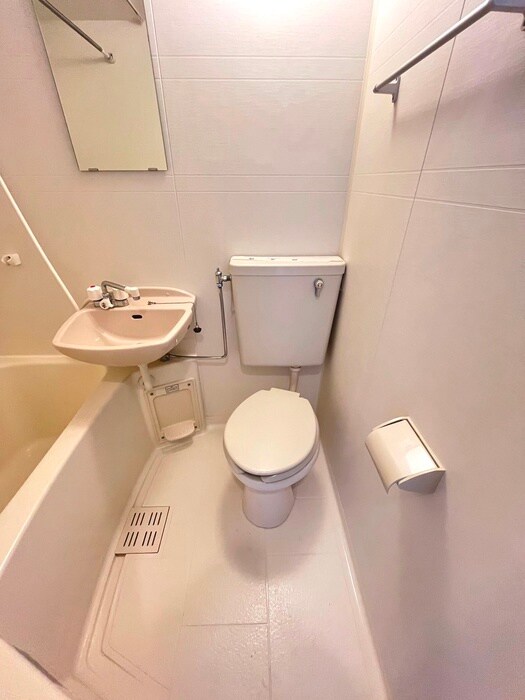 物件内観写真12　(トイレ)