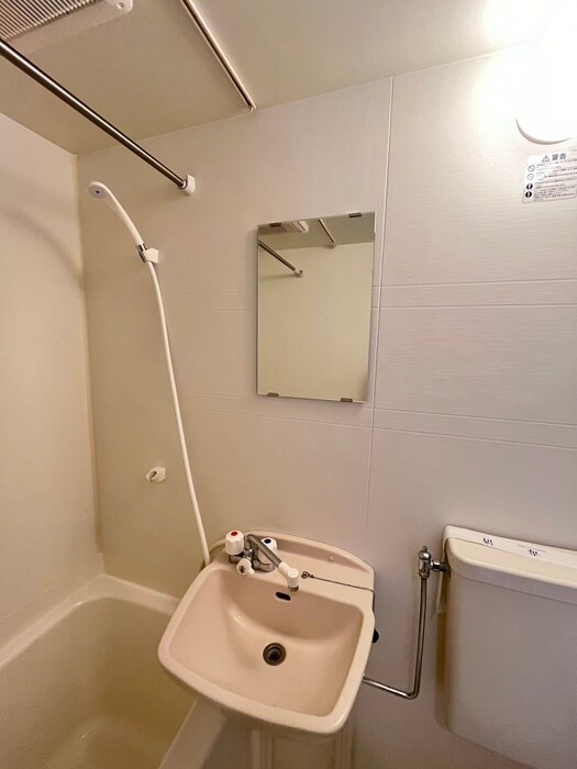 物件内観写真13　(洗面)