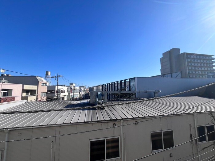 物件内観写真16　(室内からの展望)