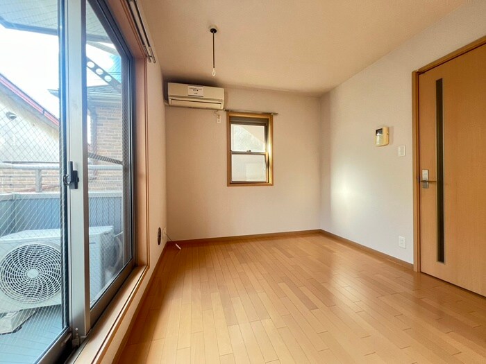 物件内観写真7　(居室)