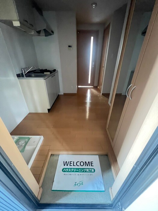 物件内観写真17　(玄関)