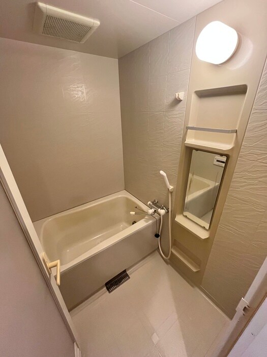 物件内観写真9　(バス／シャワールーム等)