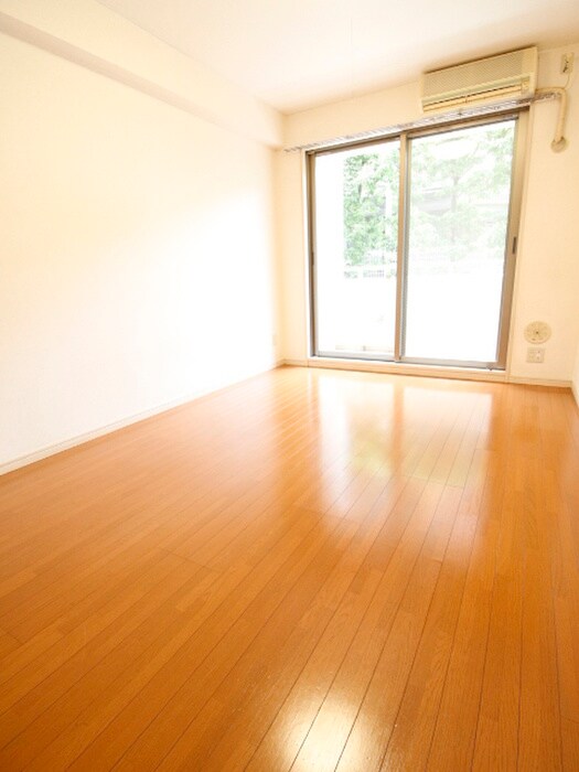 物件内観写真11　(居室)