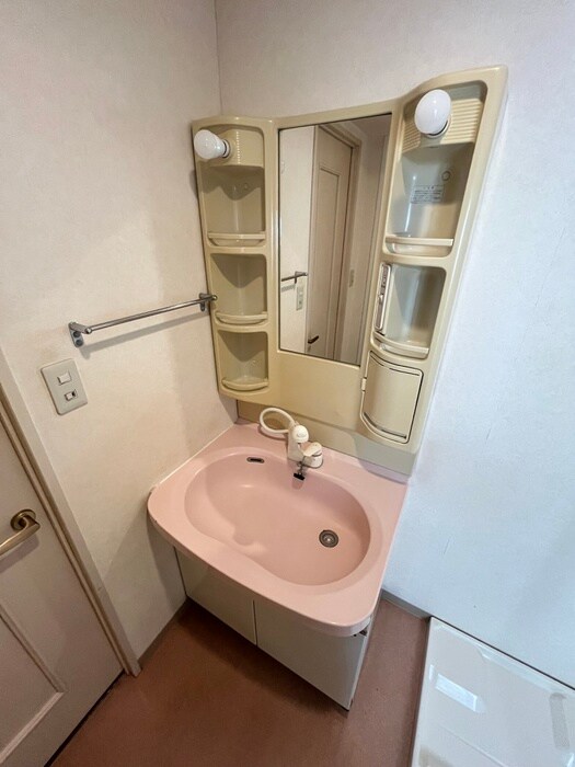 物件内観写真12　(洗面)