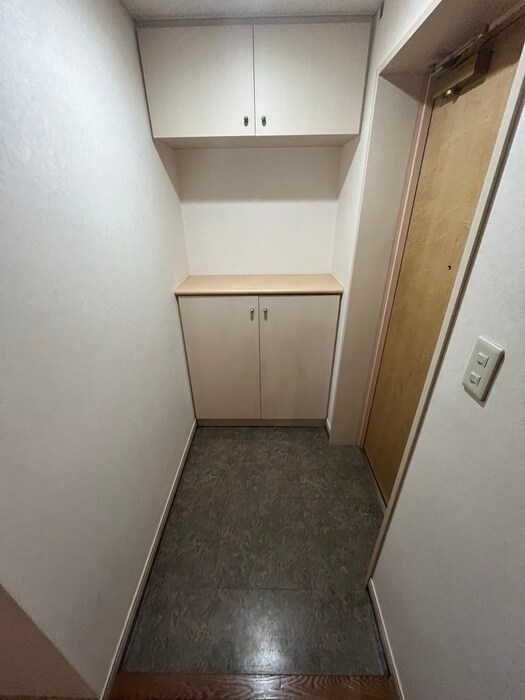 物件内観写真19　(玄関)