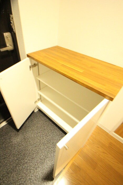 物件内観写真14　(靴箱)