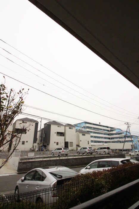 物件内観写真16　(室内からの展望)