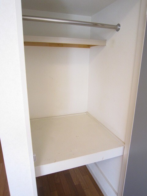 物件内観写真11　(収納)