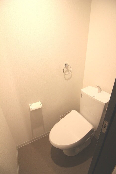 物件内観写真15　(トイレ)