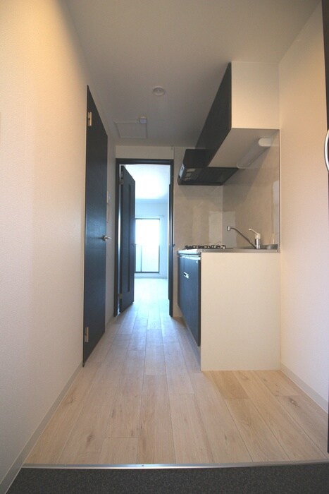 物件内観写真17　(廊下)