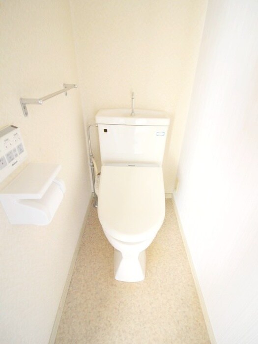 物件内観写真9　(トイレ)