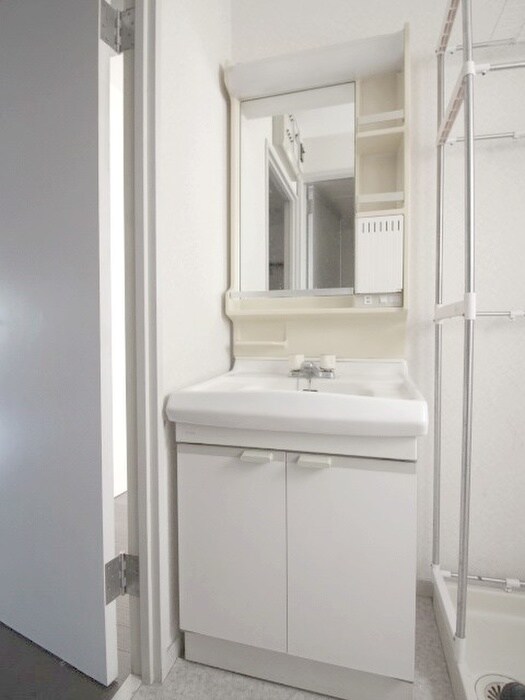 物件内観写真10　(洗面)