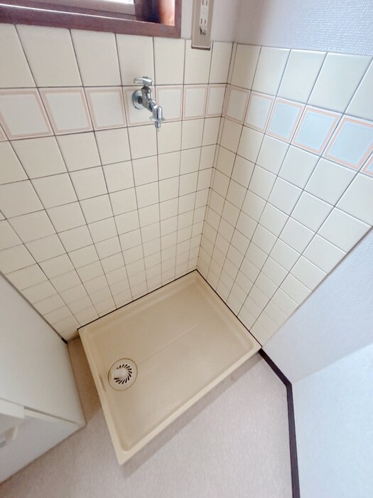 物件内観写真19　(洗濯機置場)