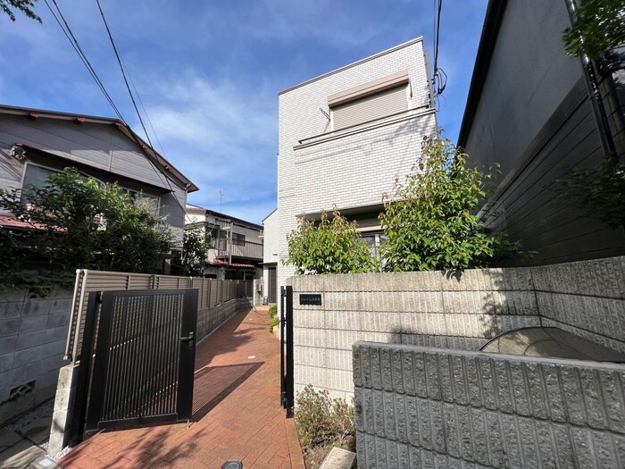 物件外観写真3　(外観写真)