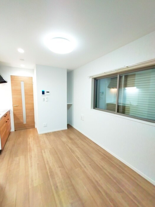 物件内観写真5　(居室)