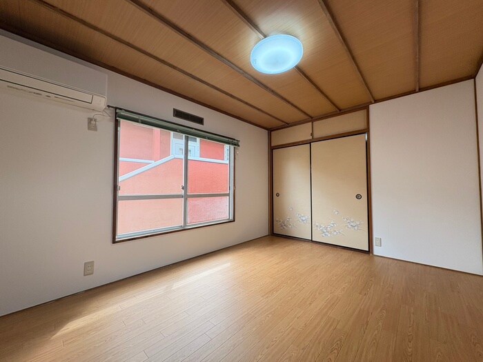 物件内観写真9　(居室)