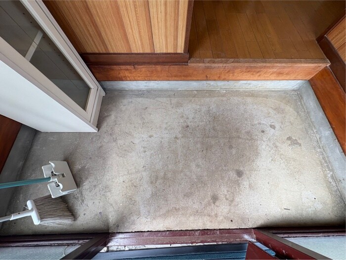 物件内観写真17　(玄関)