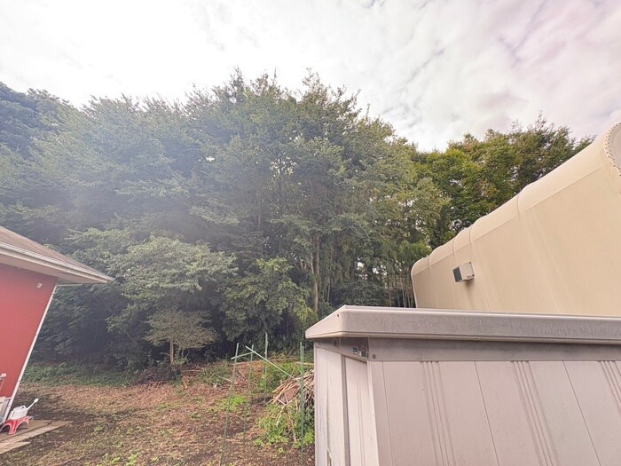 物件内観写真20　(室内からの展望)