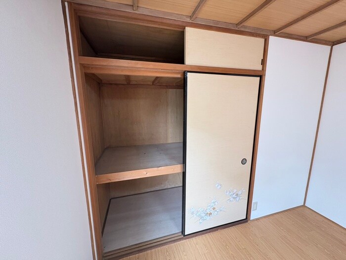 物件内観写真21　(収納)
