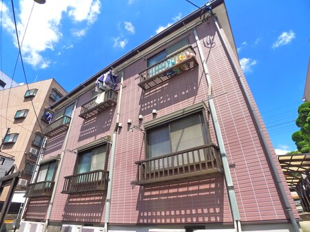 穴川ハイリビング参番館外観写真