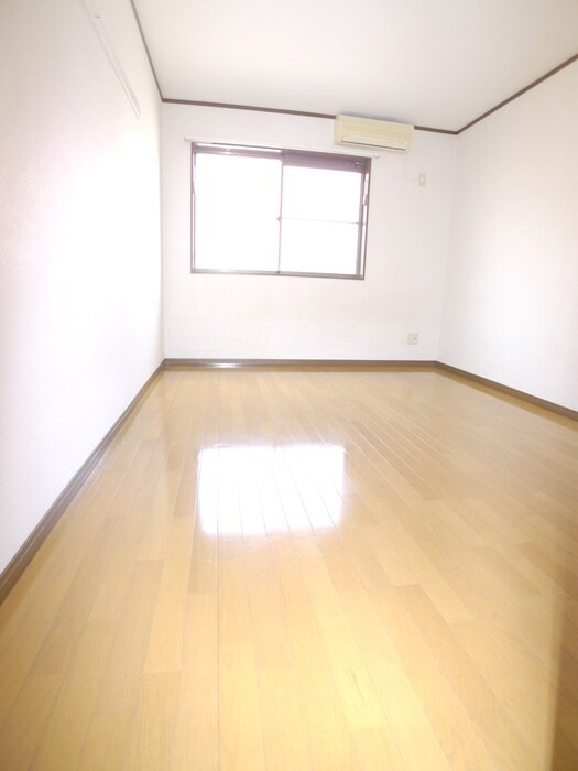 物件内観写真15　(居室)