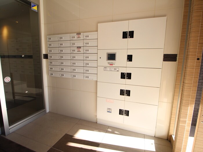 物件外観写真4　(建物設備)