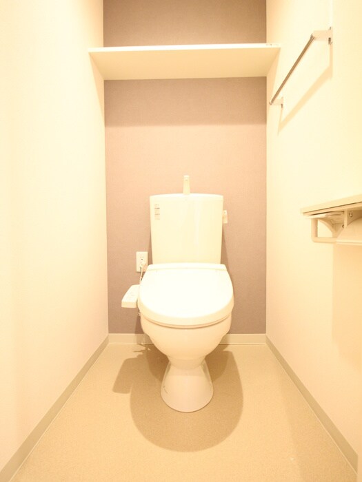 物件内観写真12　(トイレ)