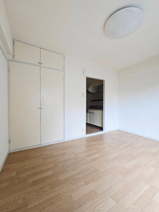 物件内観写真10　(居室)