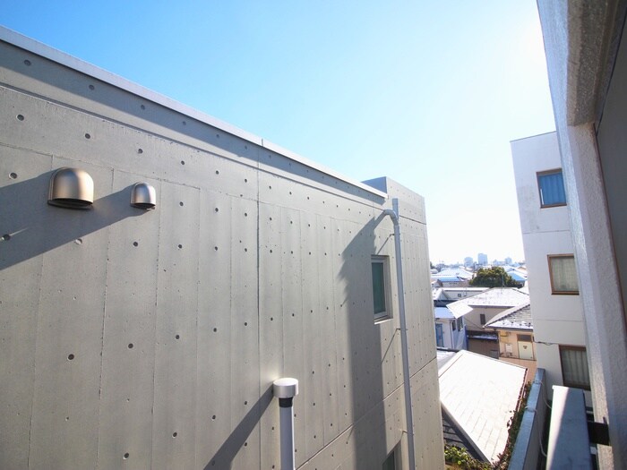 物件内観写真21　(室内からの展望)