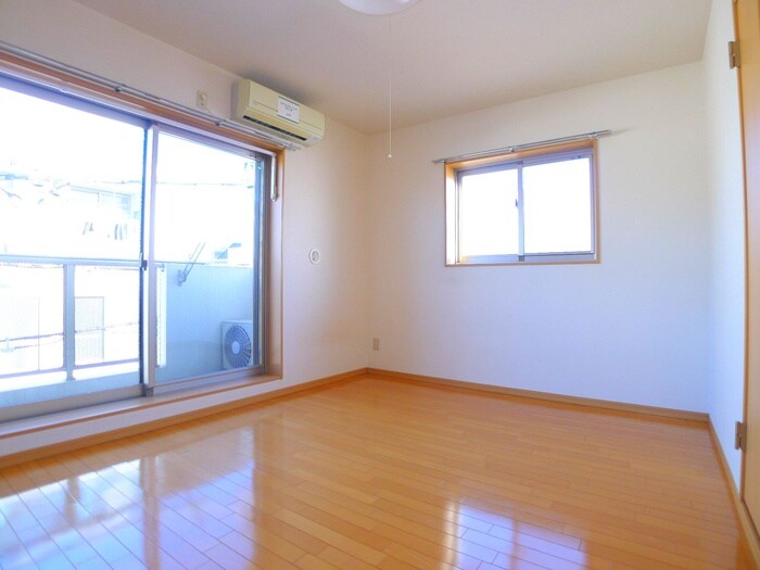 物件内観写真10　(居室)