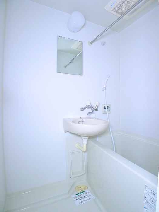 物件内観写真13　(バス／シャワールーム等)