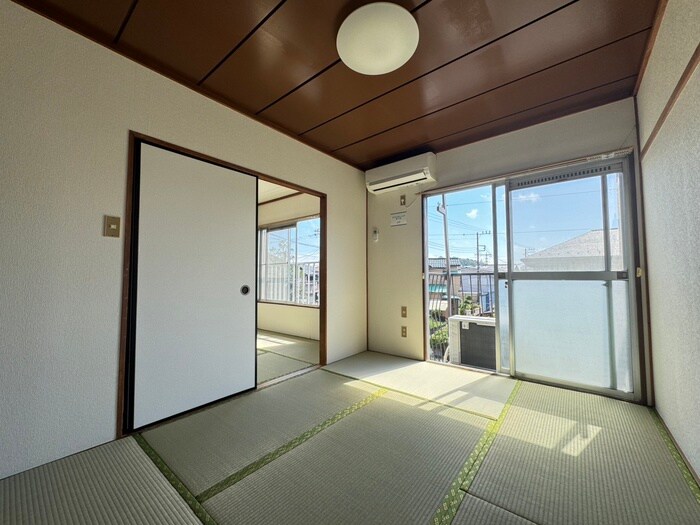 丸順ハイツの居室