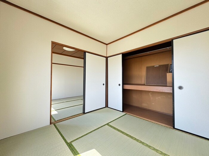 物件内観写真9　(居室)