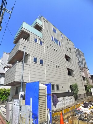 Ｔｈｒｅｅ外観写真