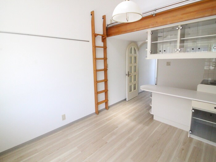 物件内観写真9　(居室)