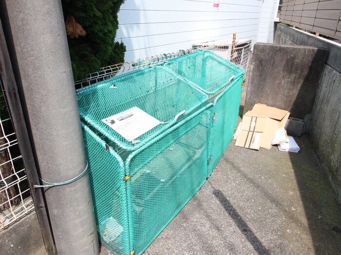 物件外観写真4　(建物設備)