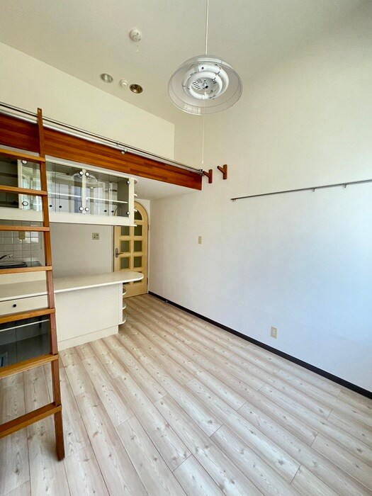 物件内観写真17　(居室)