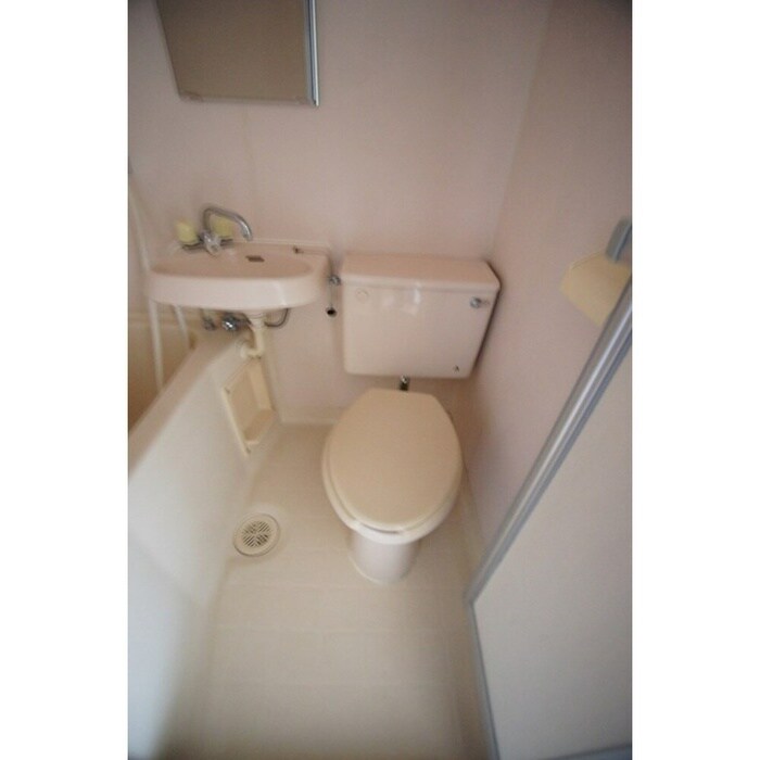 物件内観写真5　(トイレ)