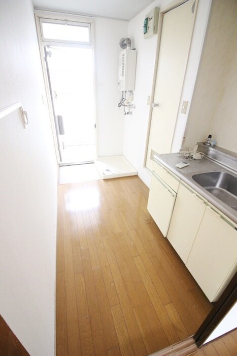 物件内観写真11　(廊下)