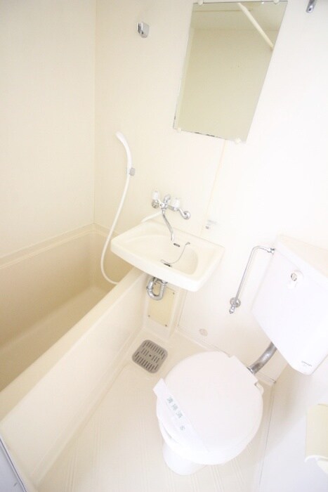 物件内観写真13　(バス／シャワールーム等)