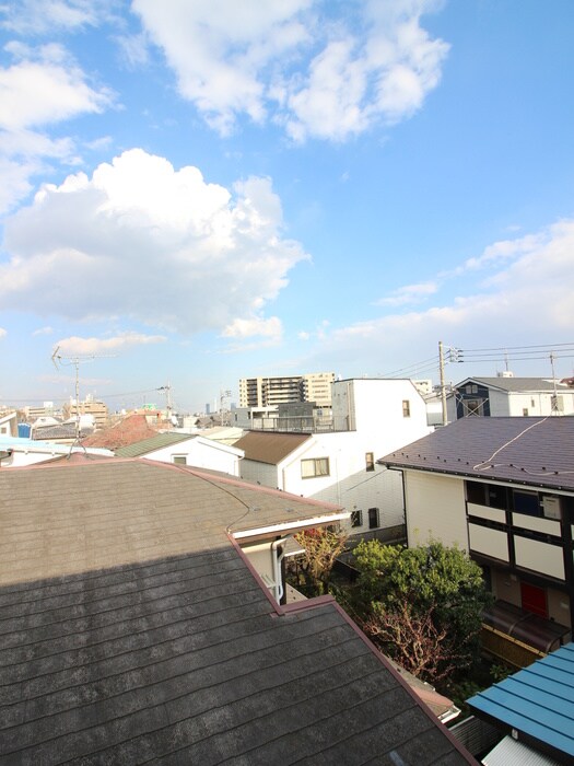 物件内観写真16　(室内からの展望)