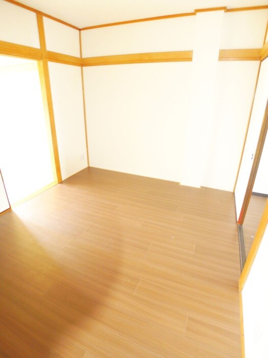 物件内観写真11　(居室)