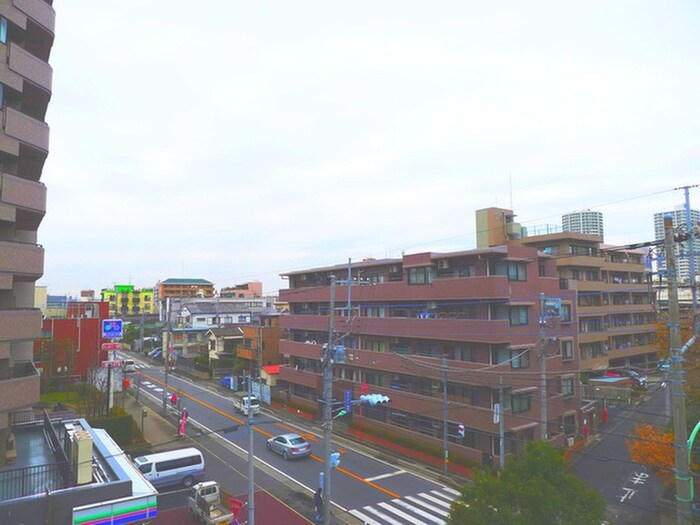 物件内観写真15　(室内からの展望)