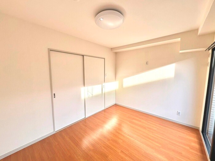 物件内観写真9　(居室)
