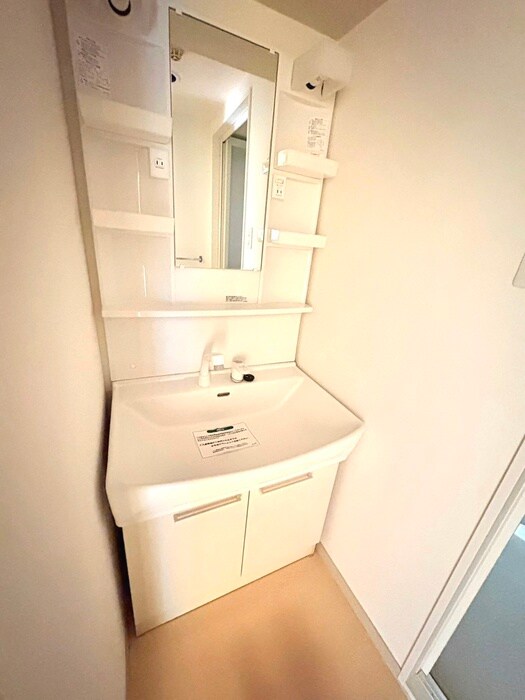 物件内観写真17　(洗面)