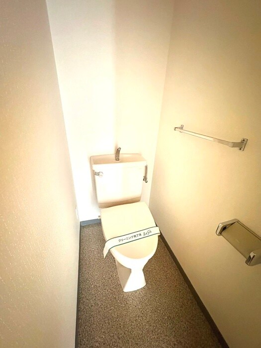 物件内観写真18　(トイレ)