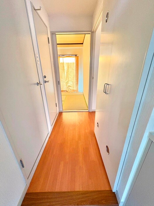 物件内観写真20　(廊下)