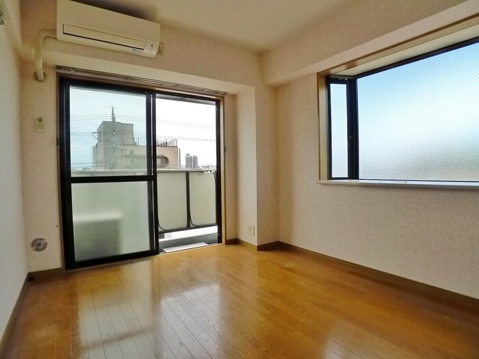 物件内観写真11　(居室)